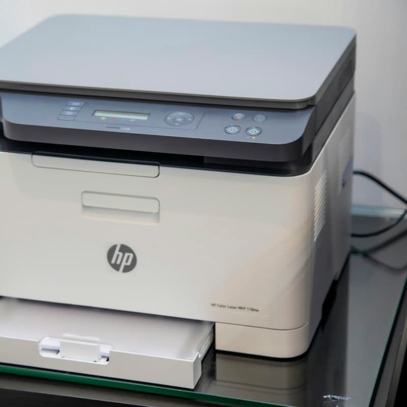 HP Color LaserJet Pro MFP 4303fdw Çok Fonksiyonlu Yazıcı