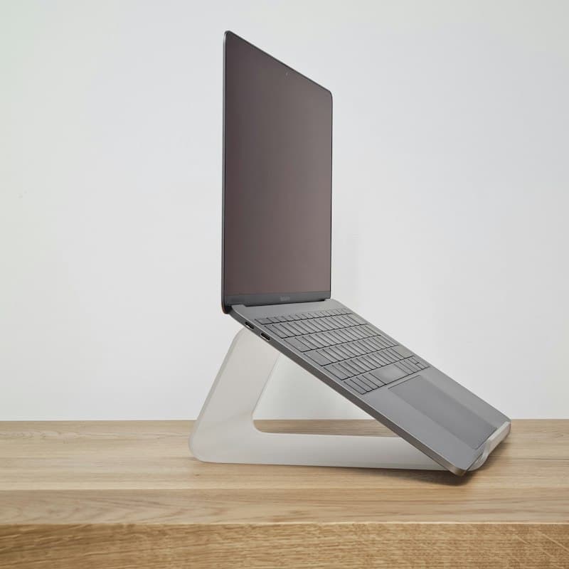 ofistenal Alüminyum Laptop Standı Ayarlanabilir